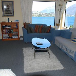 One-Bedroom Apartment Lake View